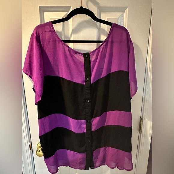 Torrid Colorblock Chiffon Blouse - Picture 2 of 4